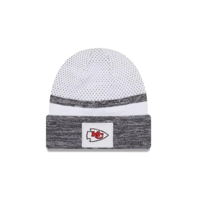 Sapca New Era Kansas City Chiefs NFL Super Bowl LV Sideline Cuff Knit Beanie - Albi